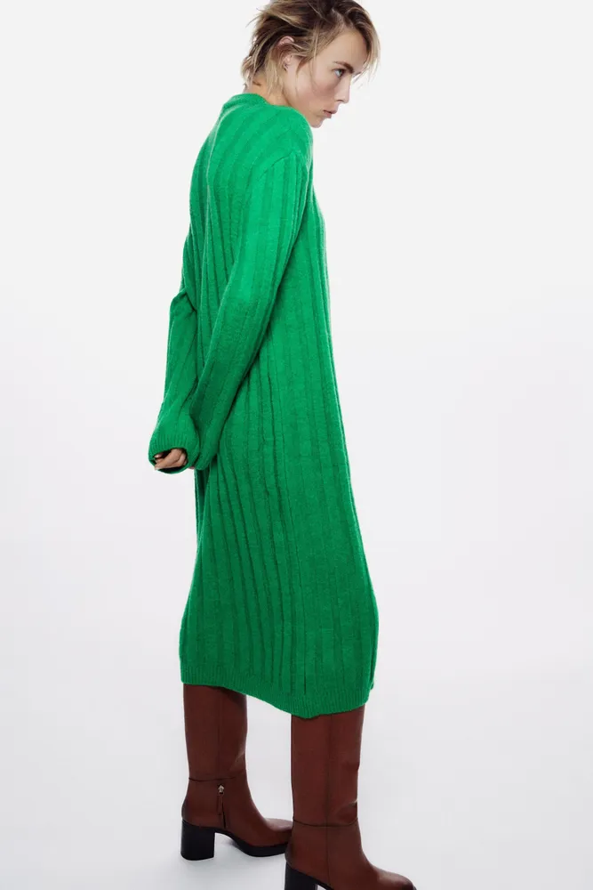 Zara + RIBBED KNIT DRESS