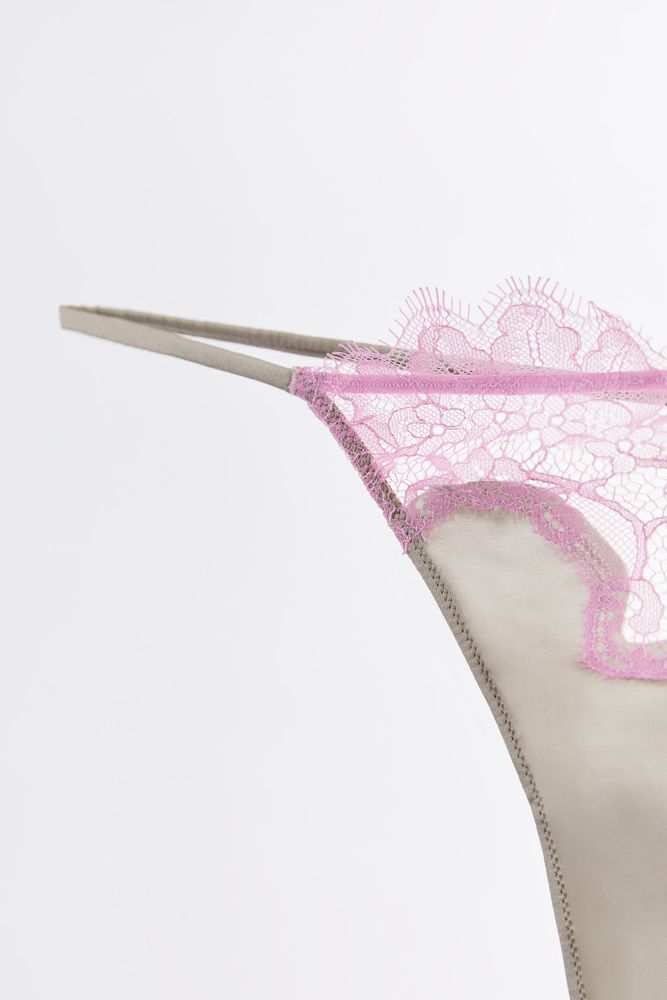 SILK THONG WITH LACE