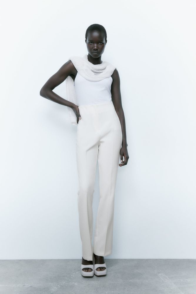 Zara FLARED HIGH-WAISTED PANTS | Metropolis at Metrotown
