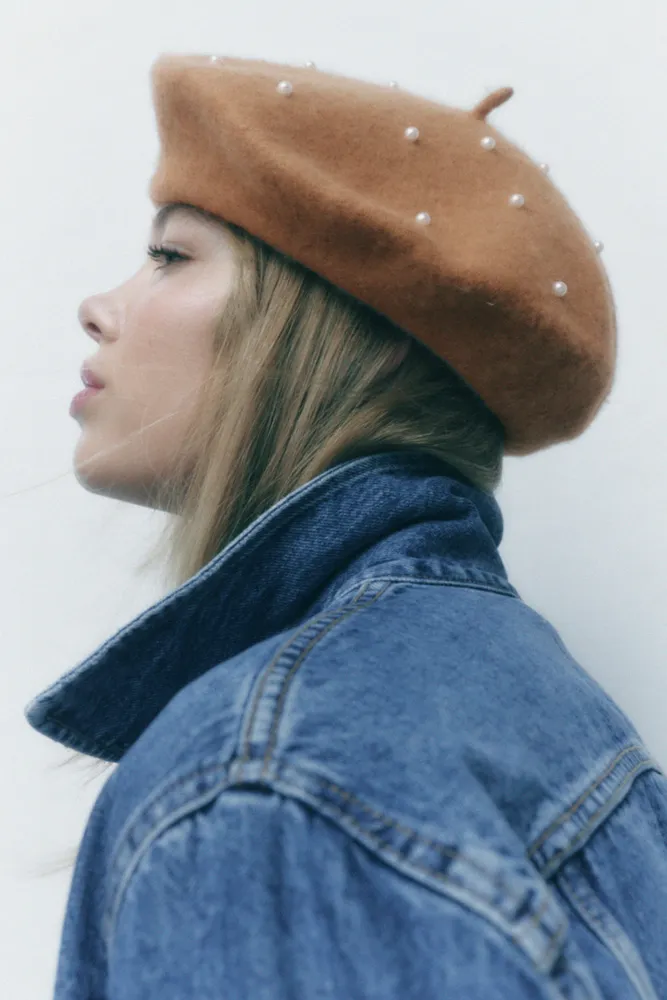 WOOL BERET WITH FAUX PEARLS