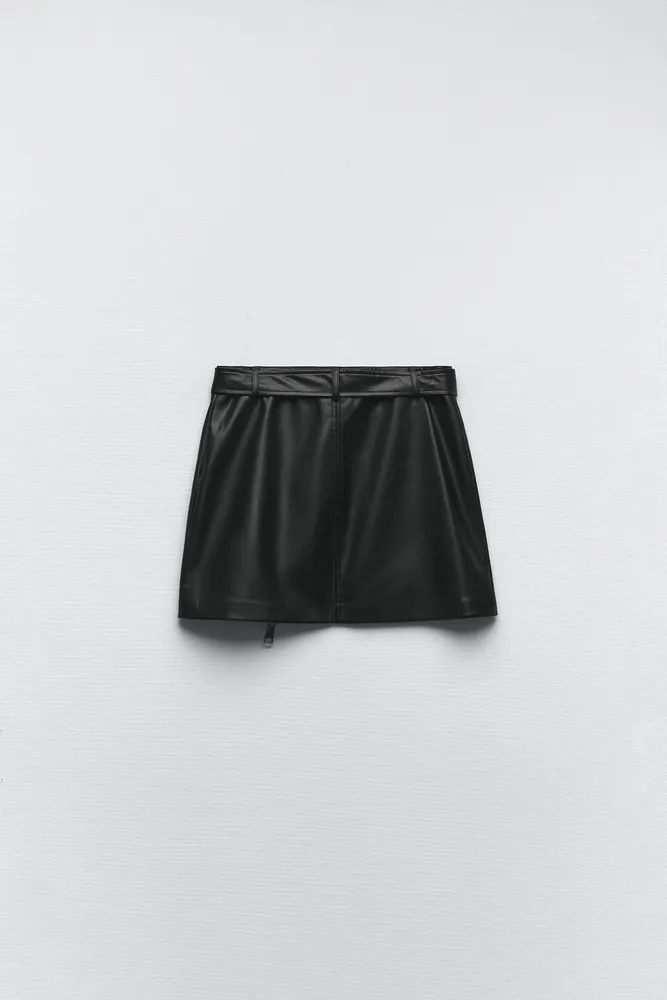 FAUX LEATHER SKIRT WITH ZIPPERS