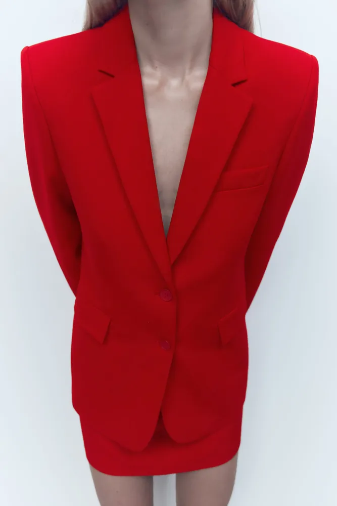 FITTED BLAZER WITH POCKETS