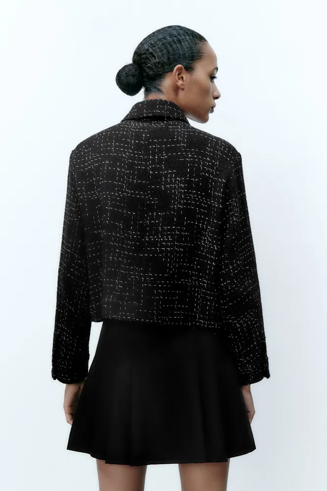 STRUCTURED JACKET WITH METAL BUTTONS