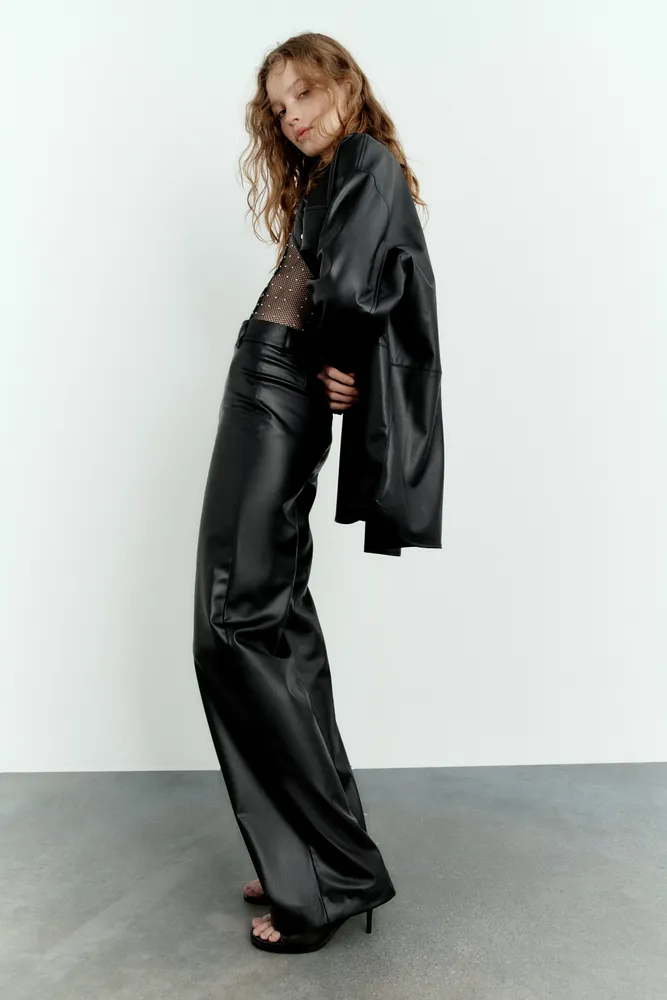 FULL LENGTH FAUX LEATHER PANTS