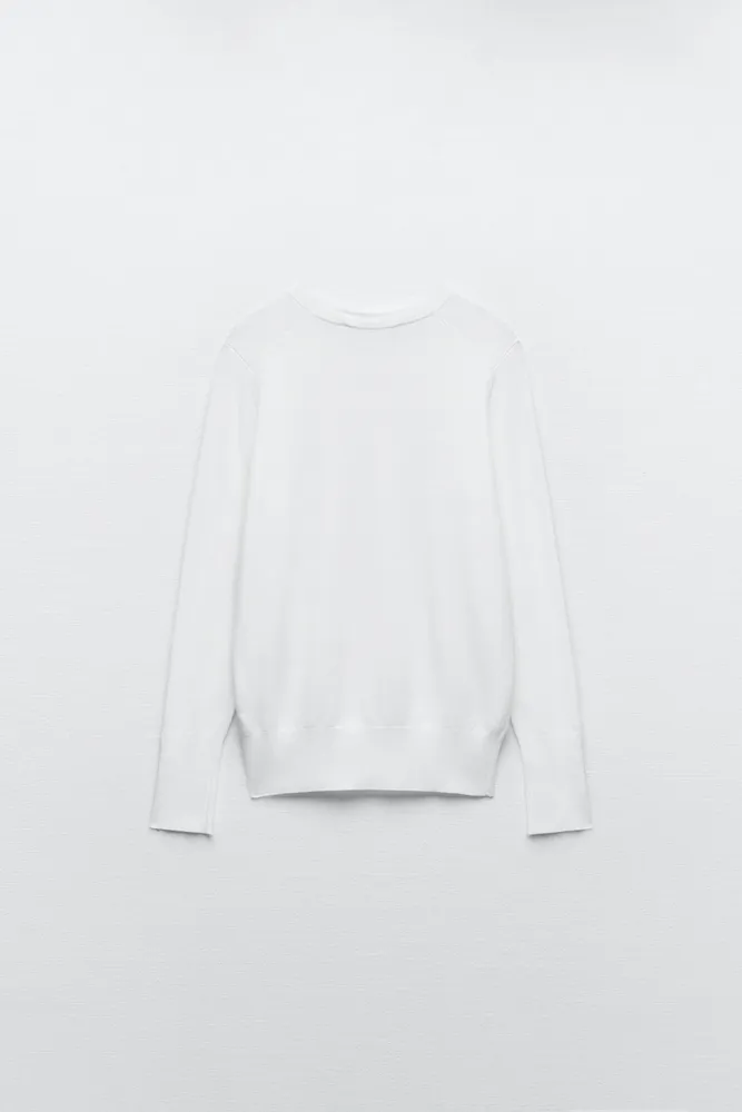 BASIC KNIT SWEATER