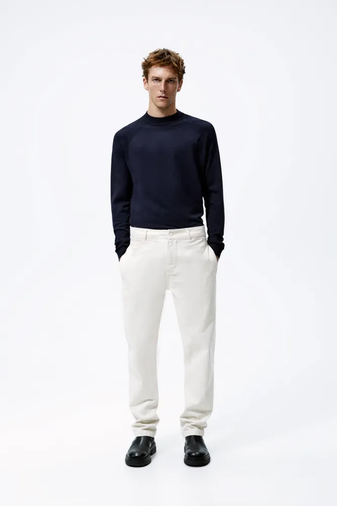 MOCK NECK SWEATER