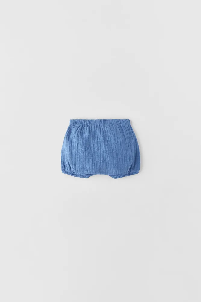 STRUCTURED SHORTS WITH POCKET