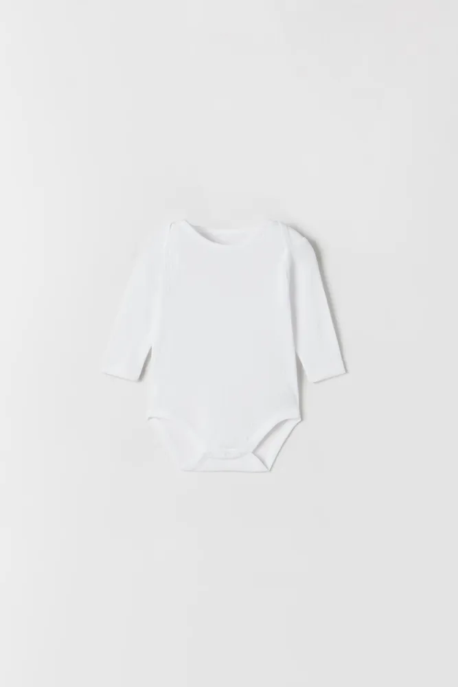BABY/ THREE-PACK OF LONG SLEEVE ROUND NECK BODYSUITS