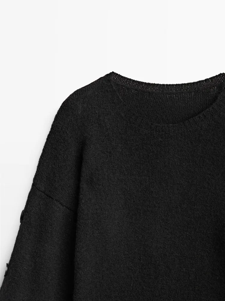 Sweater with buttons and cut-out detail - Limited Edition