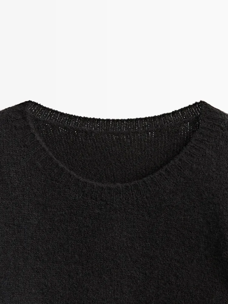Sweater with buttons and cut-out detail - Limited Edition