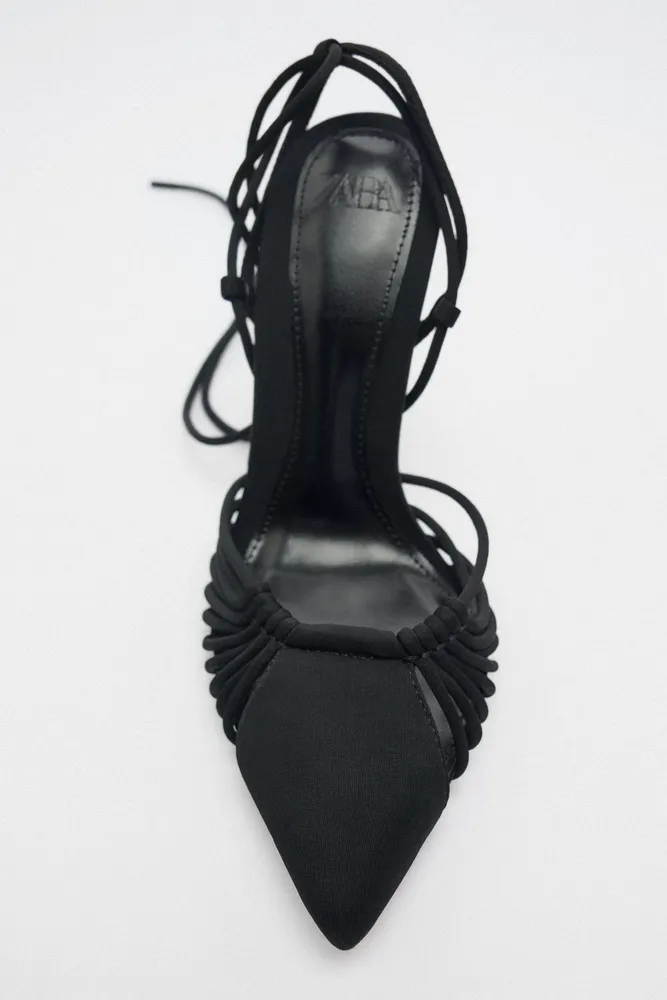 LACE UP HEELED SHOES