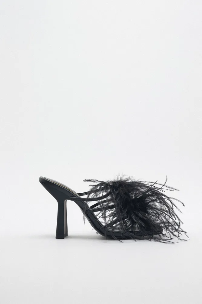 FEATHERED HEELED SANDALS