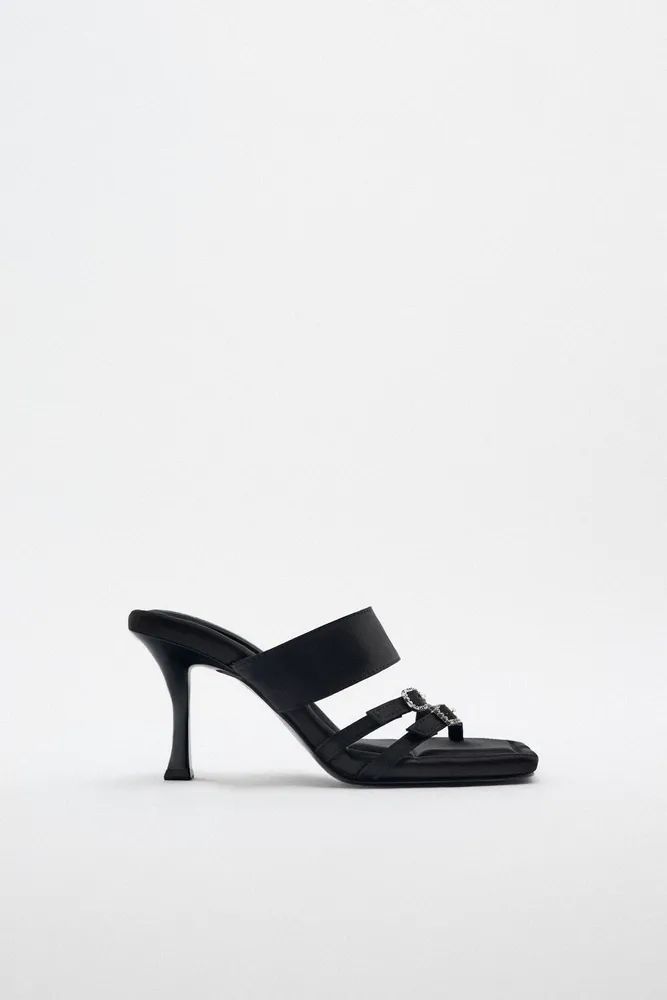 HEELED SANDALS WITH BUCKLES