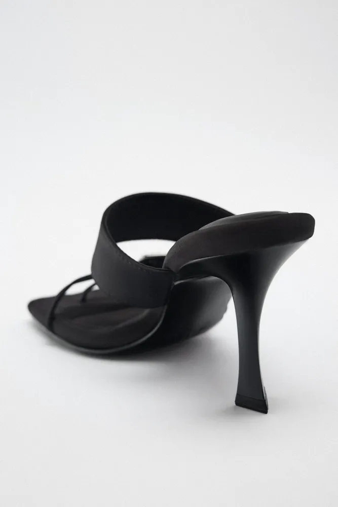 HEELED SANDALS WITH BUCKLES