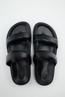 QUILTED SLIDES