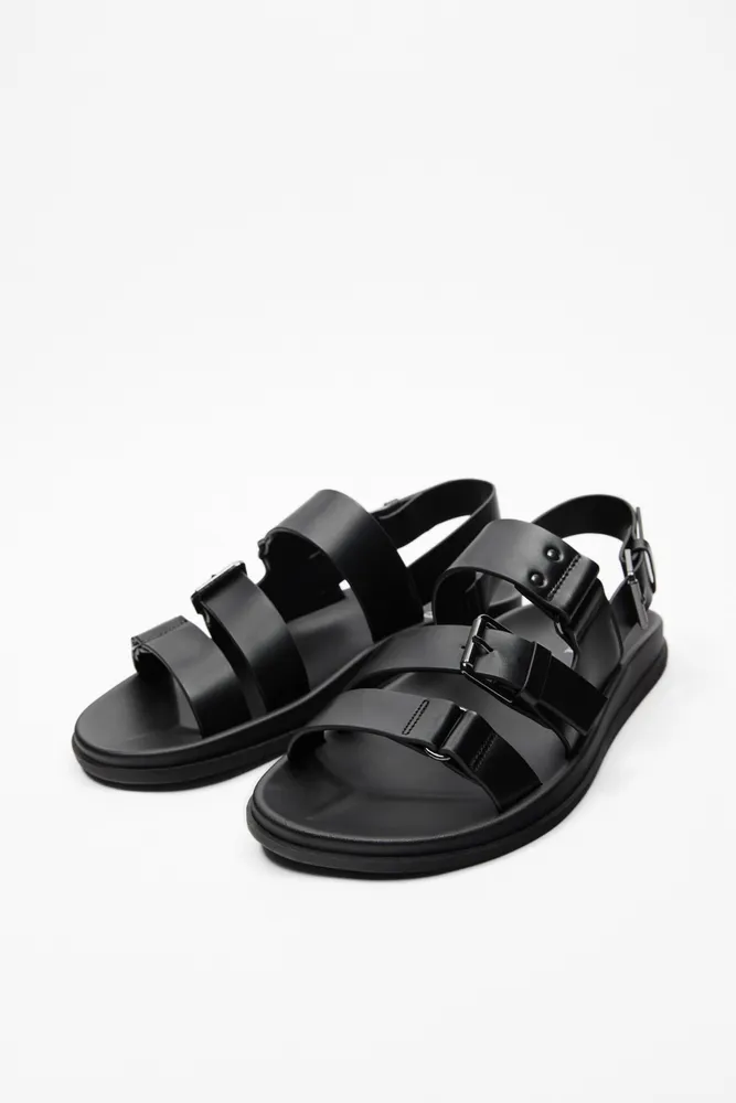 BUCKLED SANDALS