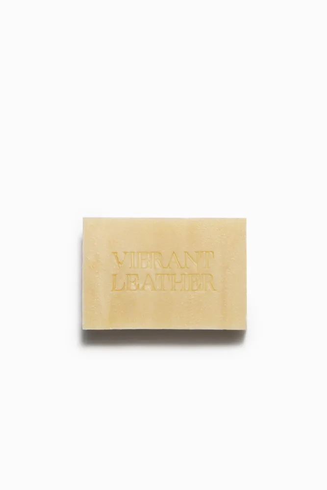 VIBRANT LEATHER SOLID SOAP 100 ML (3.4 FL. OZ)