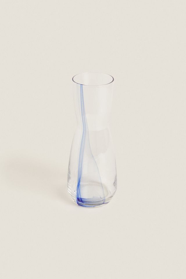 GLASS BOTTLE WITH LINE