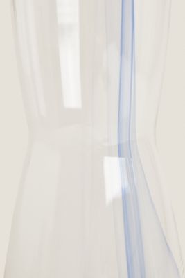 GLASS BOTTLE WITH LINE