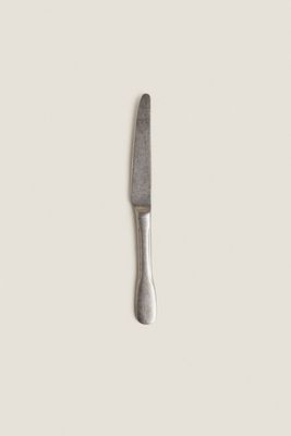 MATTE ANTIQUE-FINISH DESIGN DESSERT KNIFE