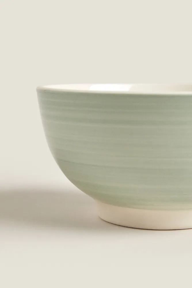 EARTHENWARE BOWL WITH SPIRAL DESIGN