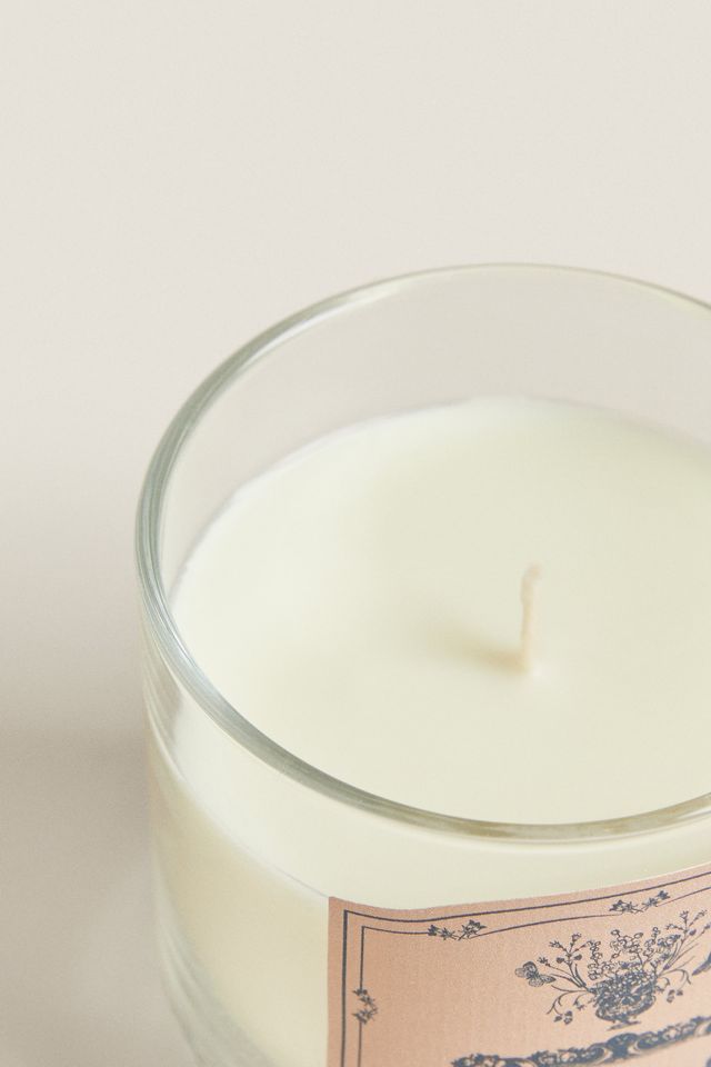 (200 G) TUBEROSE SCENTED CANDLE