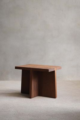SIDE TABLE 01