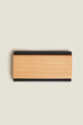 WOOD AND METAL CASHMERE BRUSH