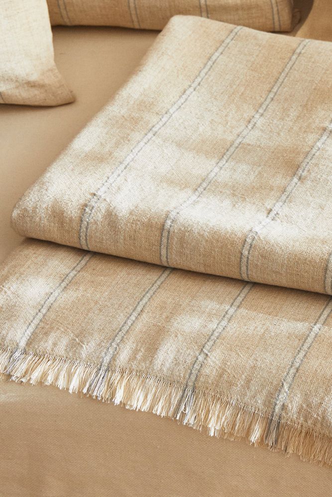 LINEN AND COTTON BLANKET WITH CONTRASTING STRIPES