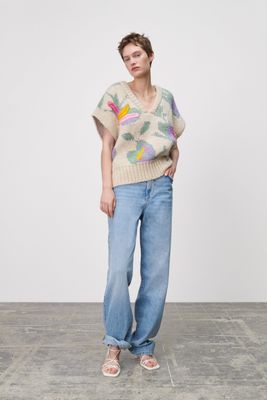 Zara EMBROIDERED FLORAL KNIT VEST 