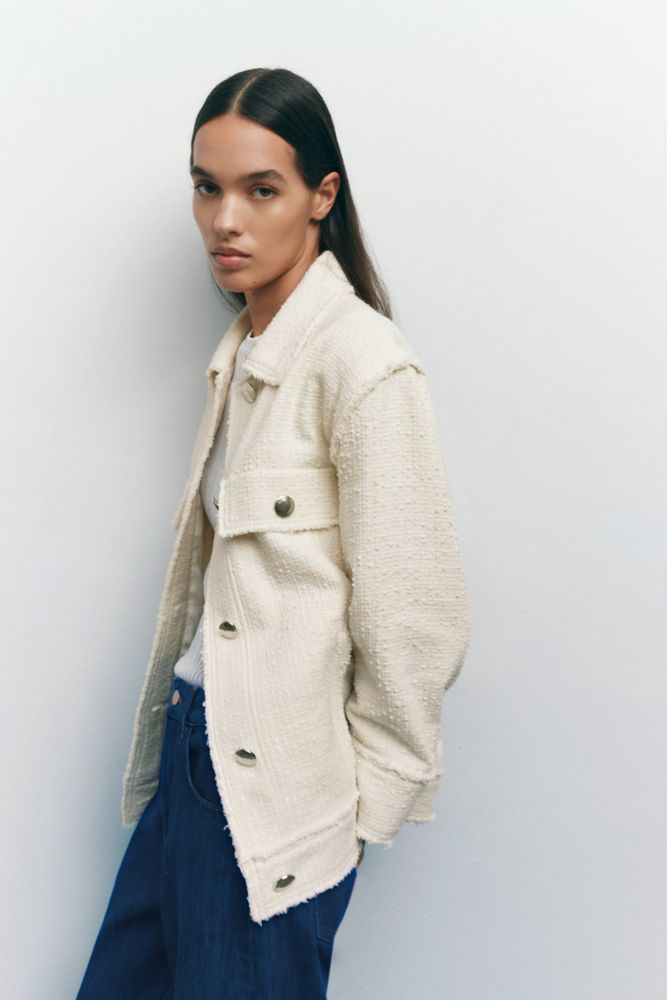STRUCTURED JACKET WITH FRAYED EDGES