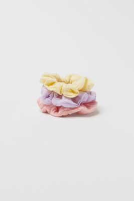 THREE-PACK OF TEXTURED SCRUNCHIES