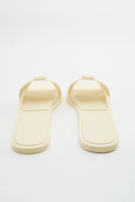 SLIDE SANDALS WITH CROSSOVER RUBBERIZED STRAPS