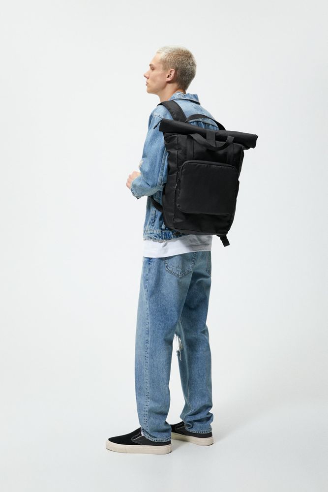 CONTRASTING BACKPACK