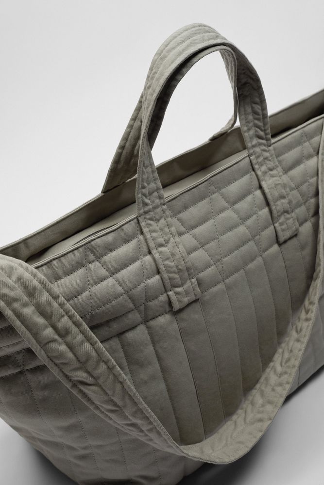 QUILTED MAXI TOTE BAG