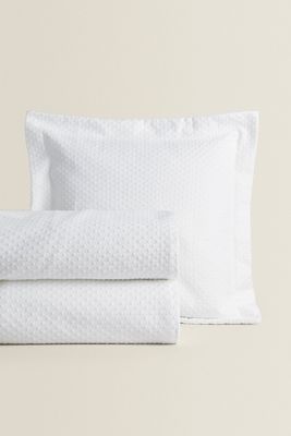 COUVRE-LIT MOTIF POIS