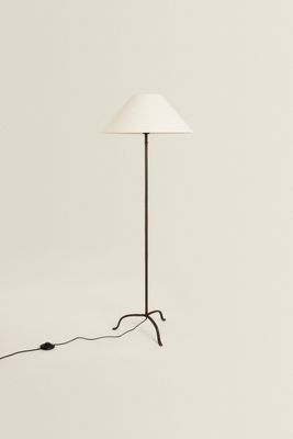LAMPE BASE TRÉPIED