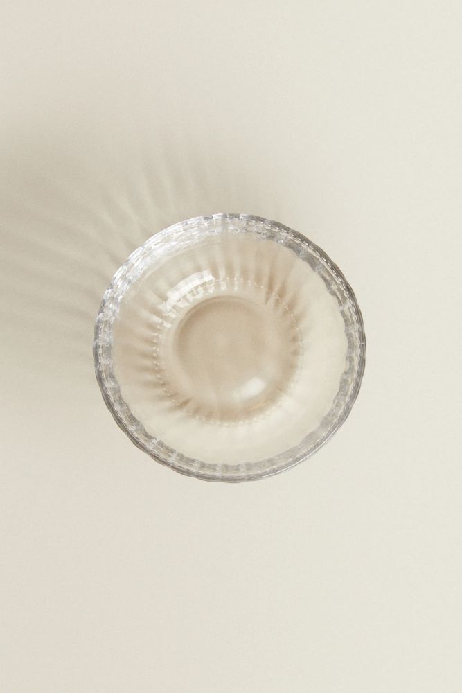 GLASS BOWL WITH A RAISED DESIGN