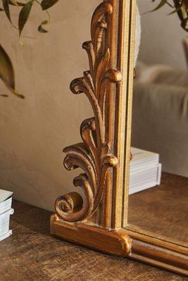 DECORATED WOOD MIRROR