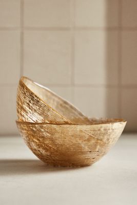 GLASS BOWL WITH SPIRAL DESIGN