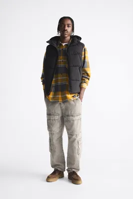 HOODED PUFFER VEST