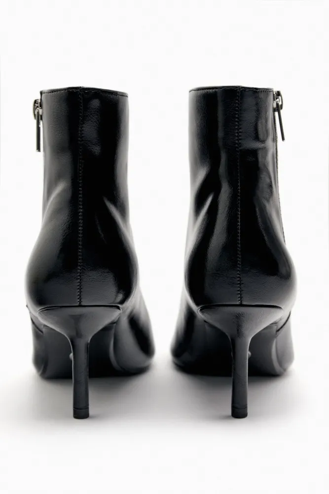 ZIPPERED HEELED ANKLE BOOTS