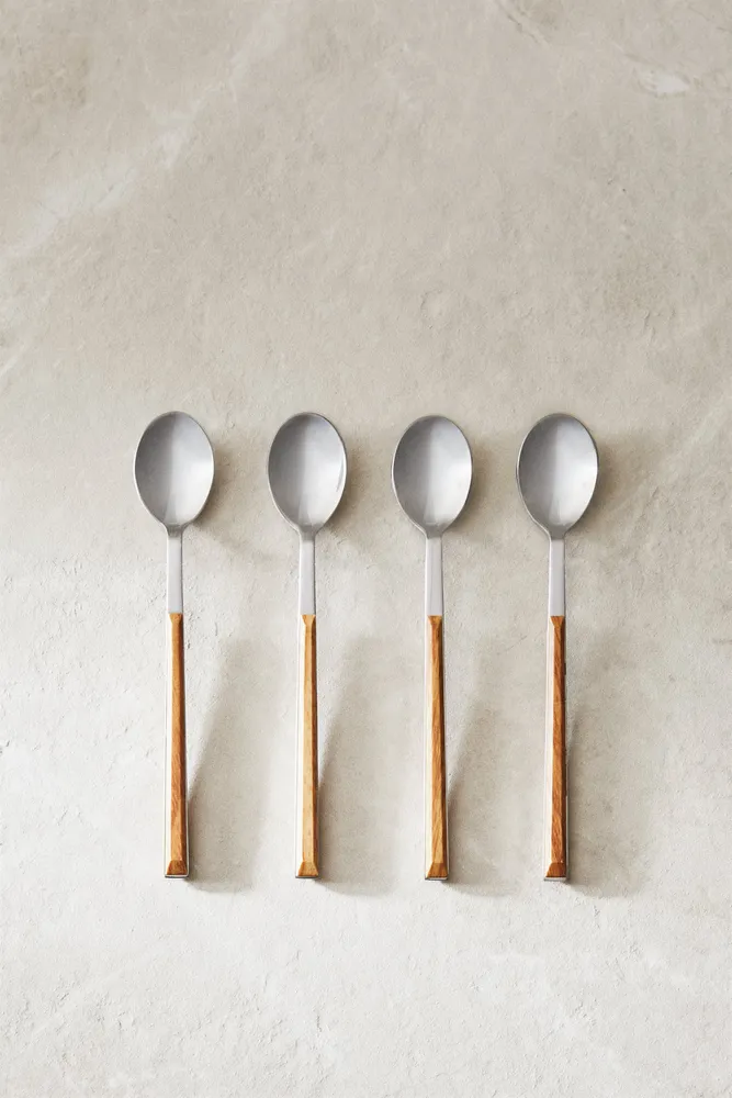 BOX OF 4 DESSERT SPOONS WITH WOOD PATTERN HANDLE