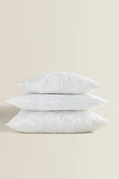 OREILLER EN MICROFIBRE