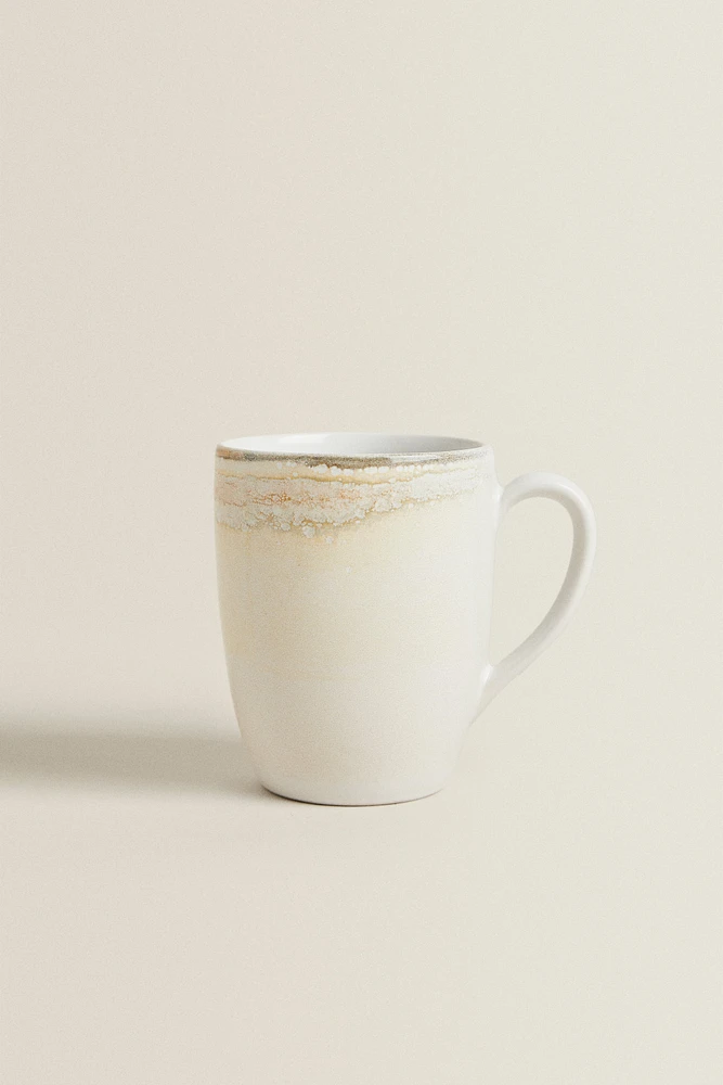 STONEWARE MUG