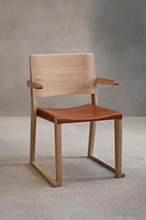 CHAIR 01