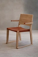 CHAIR 01