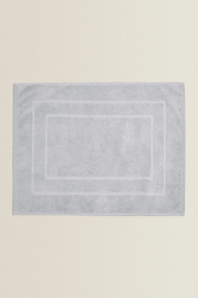 COTTON BATH MAT