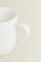 WHITE PORCELAIN MUG