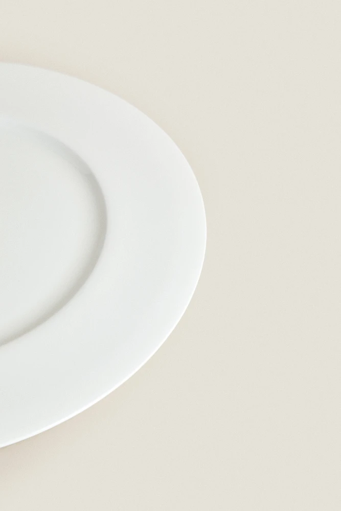 ROUND BONE CHINA SERVING DISH